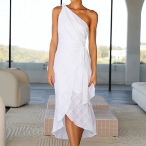 Never been worn white dress